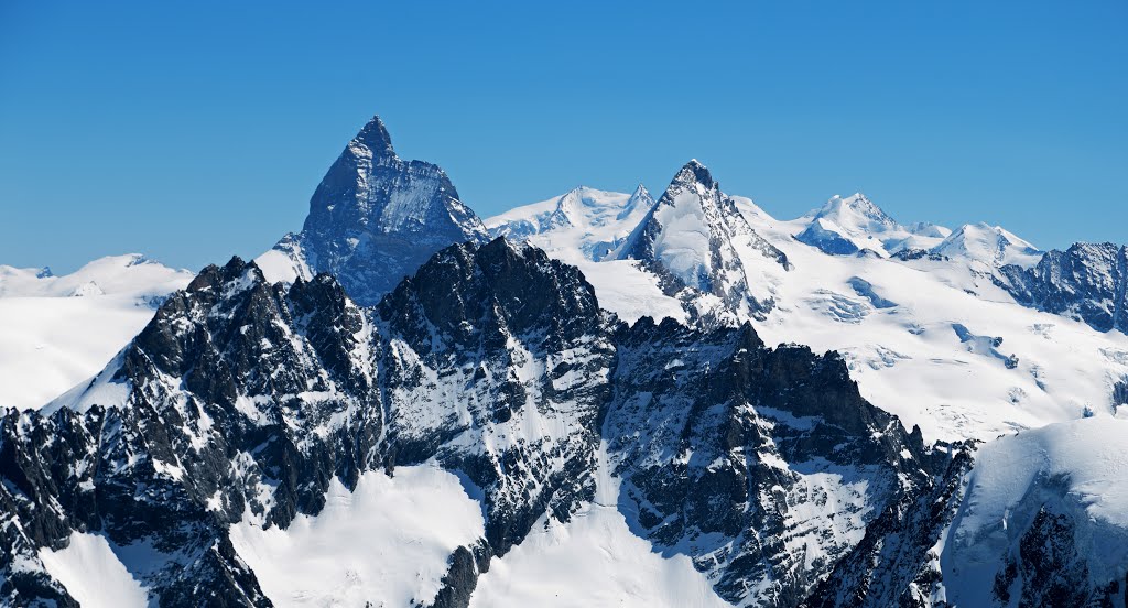 Matterhorn seen from Pigne d'Arolla at 3790m