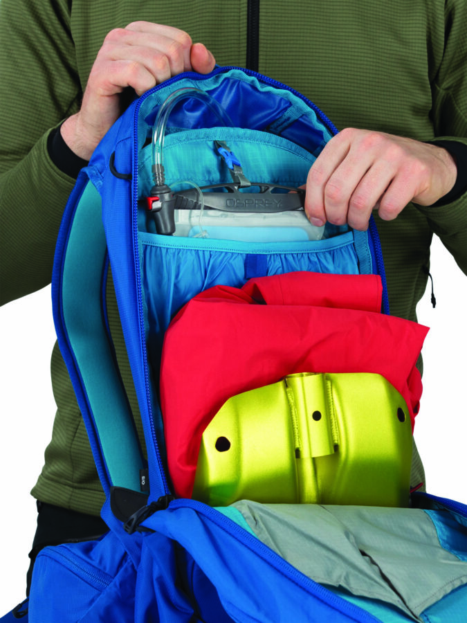 Kamber20_F21_Detail5_AlpineBlue