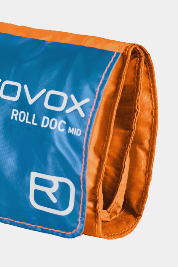 23302-21201-FIRST_AID_ROLL_DOC_MID_shocking_orange-D-05